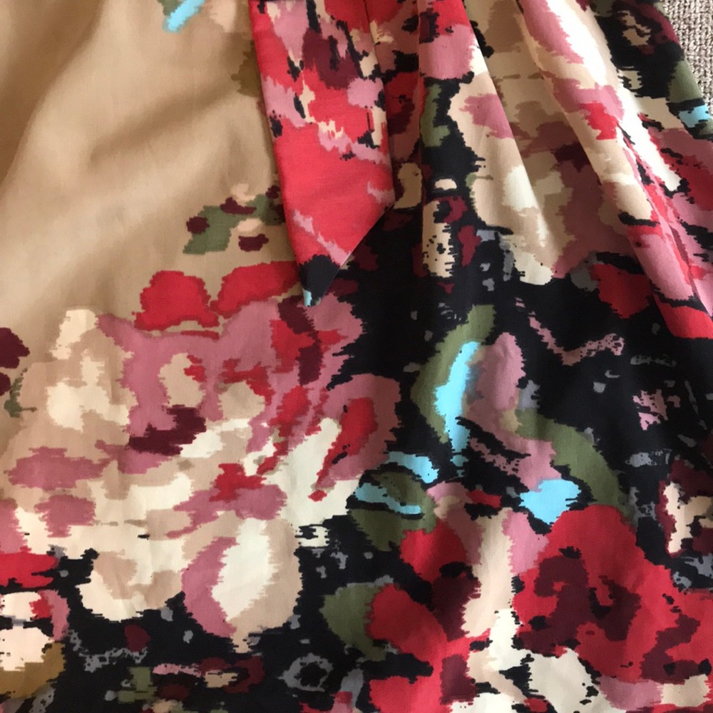 Dress - Picture 2 of 4